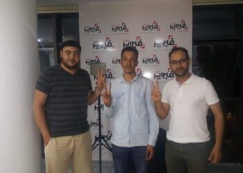 صحافيو فبرايركوم يعتصمون.. المديرة  تهدد .. و نقابة الصحفيين تفضح