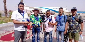 تمر و حلوى و شاي لاستقبال أول طائرة  سياحية مباشرة بين المغرب وإسرائيل تحط بمراكش
