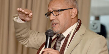 محمد الساسي .. اليساري الذي لبس جبة الفقيه ليعلن طلاقه الرجعي مع نبيلة منيب