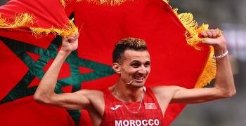 العاهل المغربي يشيد بالتتويج العالمي للبطل الأولمبي سفيان البقالي
