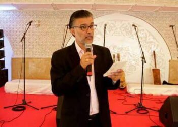 أقشاني .. المقهى الثقافي أخرج الناس من سوق النميمة إلى فضاء الثقافة