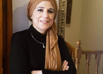 سلوى الشودري تعود من جديد .. لتتغنى بالواحات الصحراوية المغربية