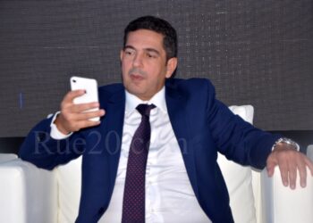 أمزازي ” يلقن ” أطفالنا درسا في “السناب شات”