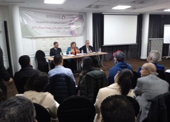 إعلاميون و أكاديميون يناقشون إشكالات التنظيم الذاتي لمهنة الصحافة .. أي مستقبل للصحافي المغربي؟
