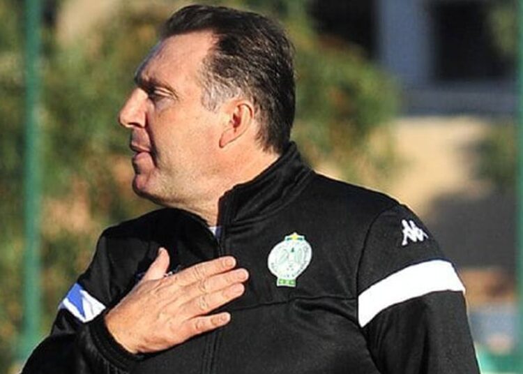 بعد السلامي، الضغط الجماهيري الرجاوي .. يزيح مدرب الرجاء ” فيه الموت “