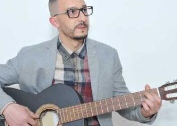 الفنان الأمازيغي نوح ثاومات: غياب دعم الحكومة والخواص وغياب فضاءات التأطير والتكوين الفني .. يهمش انتشار الأغنية الأمازيغية