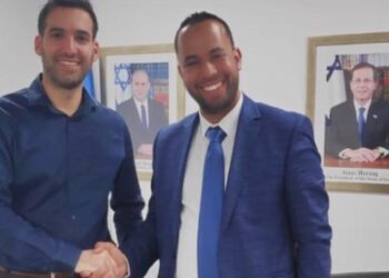 محمد بن عيسى، رئيس مؤسسة المنتدى المغربي لريادة الأعمال : فرص الاستثمار أمام المغرب وإسرائيل ستركز على الطاقة الشمسية و السياحة والفلاحة والطاقة والمعادن