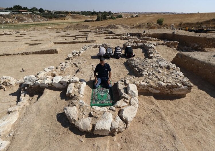 عمره 1200 عام.. مسجد يكشف عن الوجود القديم للمسلمين في النقب الفلسطيني المحتل