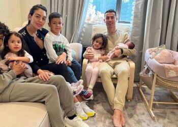 مبالغ فلكية.. كم يتقاضى رونالدو مقابل كل منشور على “الانستغرام”؟