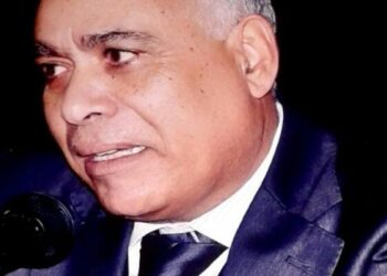 مليكة  .. ورهان القبض شعراً ورقصاً  .. على موجات البحر بباب مغارة هرقل