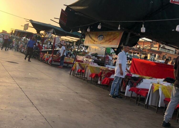 روبورتاج: جشع في المدينة الحمراء: ” ارتفاع خيالي ” للأسعار و غضب في كل مكان .. أين السلطة؟