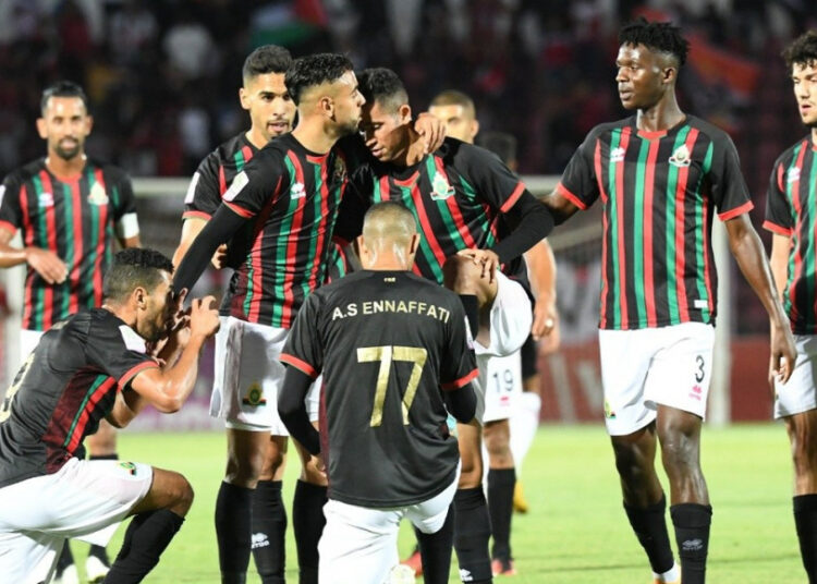 جمهور الزعيم منزعج من المدرب .. والفريق يواجه اليوم اتحاد تواركة قبل امتطاء طائرة نيجيريا