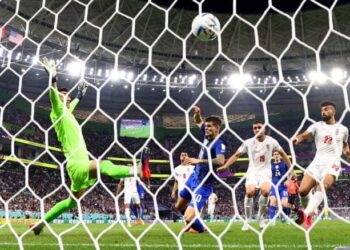 خروج منتخب إيران من كأس العالم يثير مشاعر متفاوتة