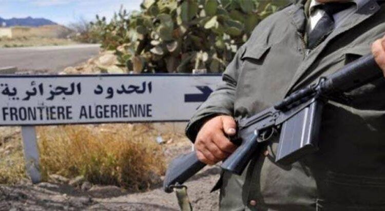 الدرك الجزائري يعرض أساتذة تونسيين للإهانة والإذلال