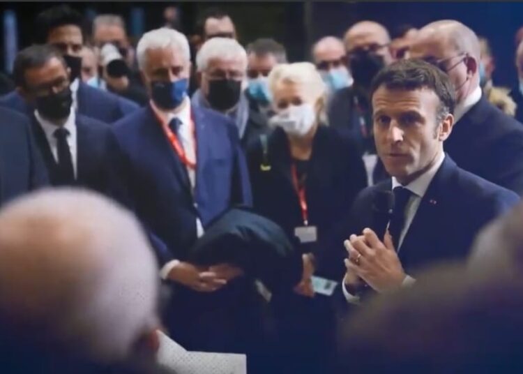 عشرون جامعة تغلق أبوابها بفرنسا وإنتقال العدوى لـ:بريطانيا وألمانيا وبداية “ربيع أوروبي”