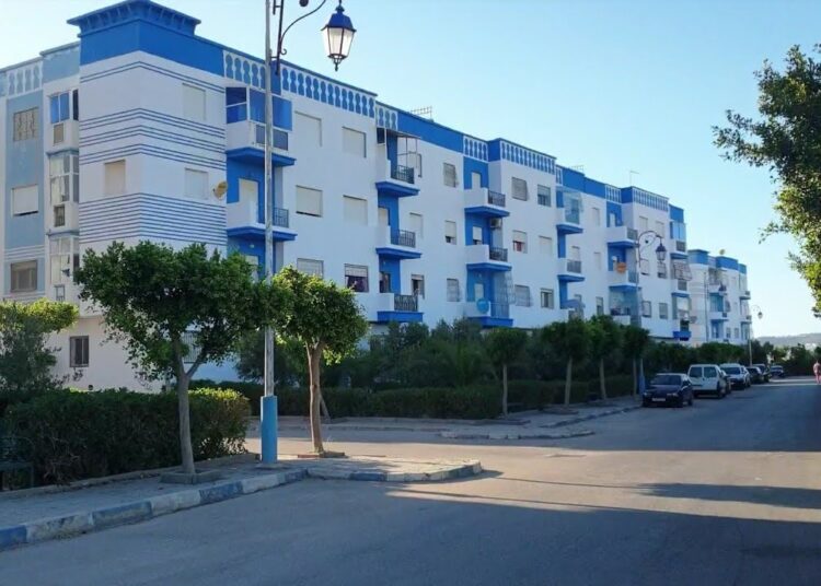 تجزئة صوفيا بمرتيل بدون إنارة ..  إبن  رئيس البلدية؟