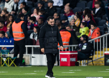تشافي يرحل عن برشلونة .. هؤلاء هم خلفاءه؟