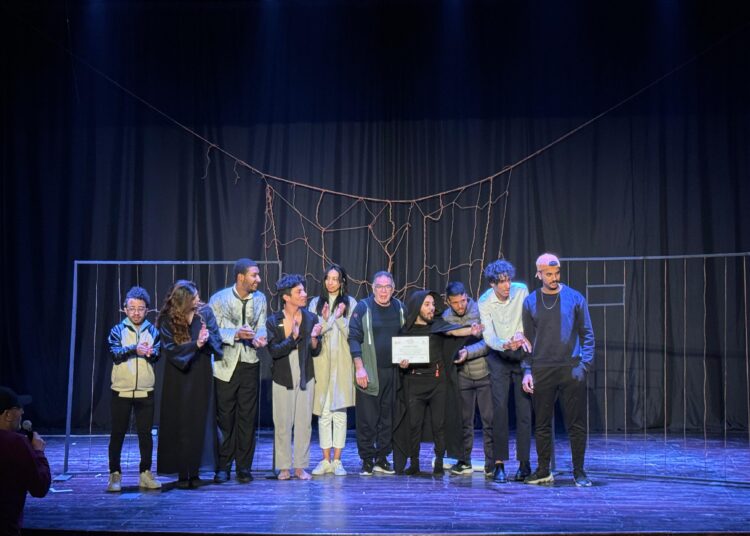 مسرحية “سكات ظلام” .. تبدأ جولتها  من سلا