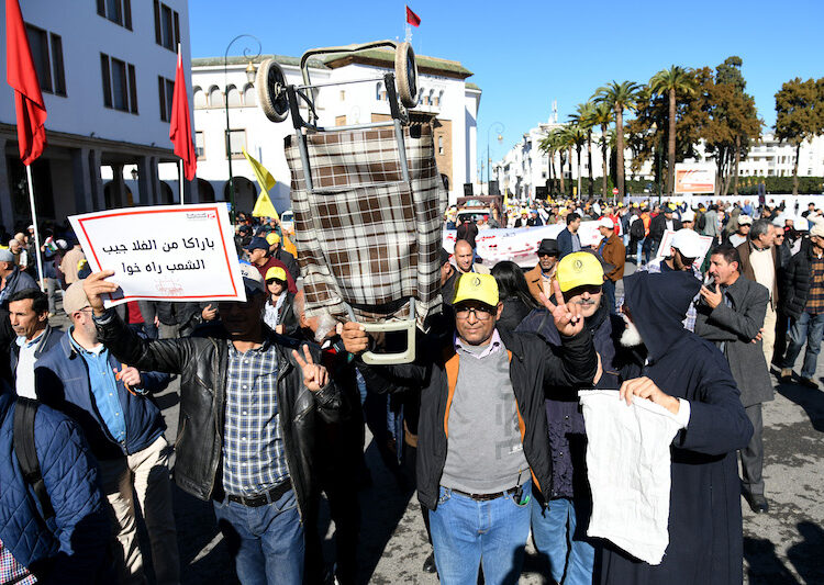 فساد في كل مكان .. رفاق غالي  ينبهون    