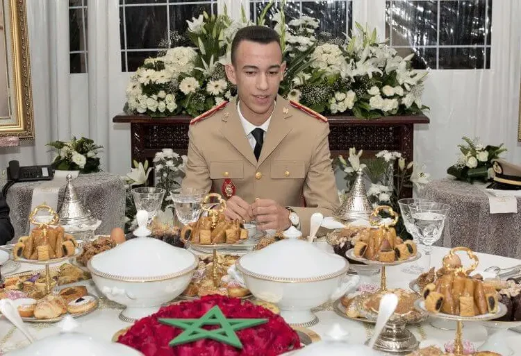 مأدبة غداء ملكية ..  بمناسبة الذكرى 68 لتأسيس القوات المسلحة الملكية