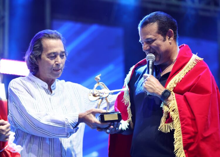 “العيون عينيا  و الساقية الحمرا ليا ” تنعش  صيف الاوداية بعاصمة الانوار