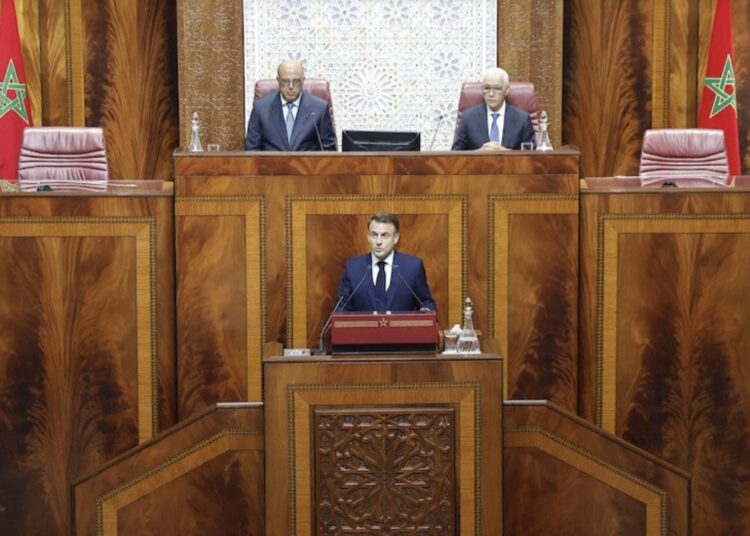 الرئيس الفرنسي أمام ممثلي الامة المغربية: الحكم الذاتي في إطار السيادة المغربية . . هو الذي يجب أن يتم به حل هذه القضية 