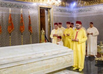 اليوم الأحد: أمير المؤمنين يترأس حفلا دينيا بمناسبة  ذكرى وفاة الحسن الثاني