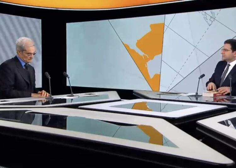 هشام العلوي ل  France 24: دمقرطة الملكية بالمغرب غير مطروح ..  و ترامب سيشجع الاستبداد / فيديو