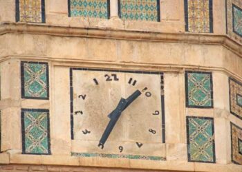 لماذا نتأخر ويتقدم آخرون؟