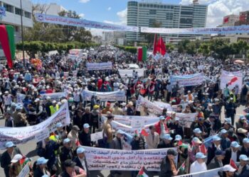 رغم الجدل حول مضمونه .. ممثلو الأمة يصادقون على قانون الإضراب