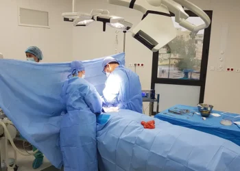 دموع على أعتاب المصحة