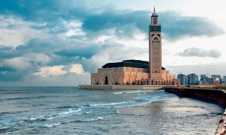 خطب الجمعة .. منارة تائهة في زمن التفاهة