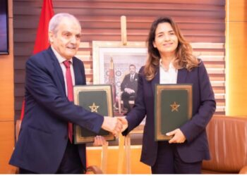 اتفاقية شراكة بين وزارة الانتقال الطاقي والمنظمة العلوية للمكفوفين لتعزيز الإدماج البيئي لذوي الإعاقة البصرية