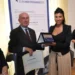 الصحافية المغربية الإيطالية كريمة موال الأكثر تأثيرا .. تفوز بالجائزة الدولية للصحافة