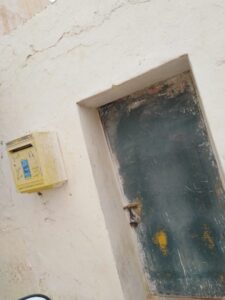 هذا هو مركز البريد لجماعة سيدي التيجي .. الصورة غنية عن كل تعليق 