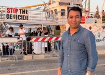 الصحفي المغربي محمد البقالي يعود إلى أرض الوطن بعد احتجازه من طرف السلطات الإسرائيلية