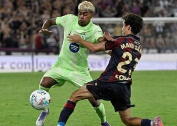 برشلونة يقلب تأخره لفوز مثير على ليفانتي في الدوري الإسباني