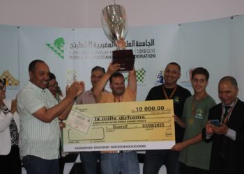 سيدات رجاء اكادير ونجاح سوس يتوجن بكاس العرش للشطرنج 