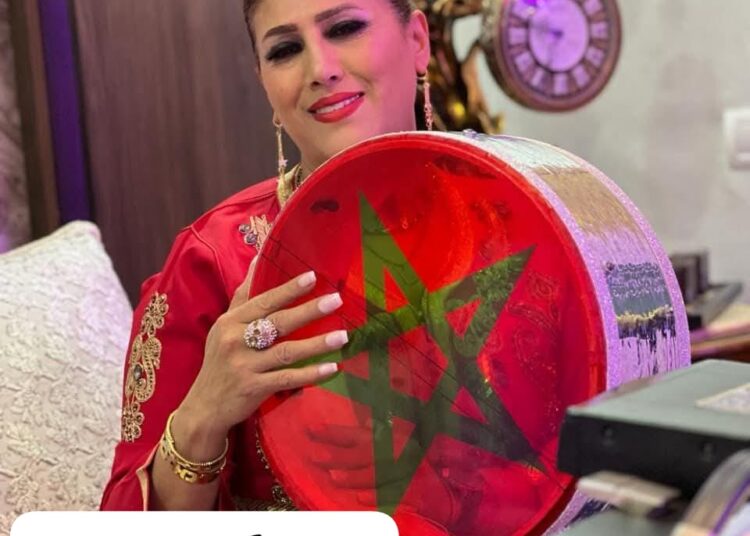 مريم أصيل .. صوت طنجة الذي يحافظ على أصالة الأغنية المغربية