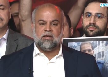 بحزن عميق …هكذا ودعوا زملاء الشهيد الصحافي أنس آل الشريف بكلمات مؤثرة