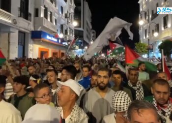 غضب شعبي في  شوارع طنجة تنديدا بـ التجويع ومطالبة بتجريم التطبيع