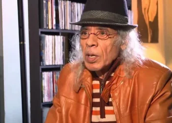 آخر لحظات  الإعلامي علي حسن صاحب برنامج “سينما الخميس” وهو في طريقه إلى الله