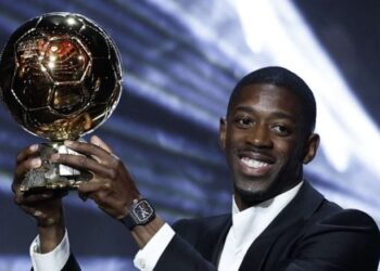 عثمان ديمبلي .. ثالث لاعب مسلم يفوز بالكرة الذهبية