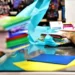 كتبيون يلوحون بالإضراب جراء فوضى بيع الأدوات المدرسية