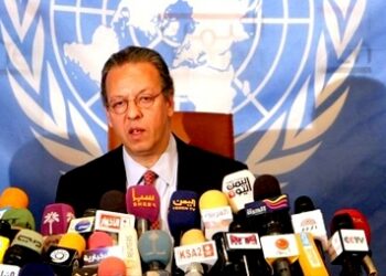 بنعمر: رحيل والد الزفزافي يعيد جراح القمع إلى الواجهة