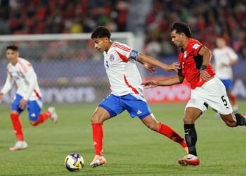 بسبب بطاقة صفراء:مصر خارج المونديال