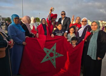 حي الانبعاث بسلا يحتفي بالذكرى 50 للمسيرة الخضراء بمسيرة رمزية تجسد روح الوحدة الوطنية