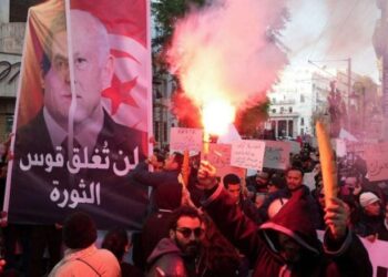 في عيد الثورة.. العفو الدولية تحذر من تصاعد القمع و”تآكل” الحريات بتونس    