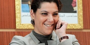 حين تُختزل رئاسة الحكومة في الصالونات: قراءة في رفضٍ رقمي لترشيح فاطمة الزهراء المنصوري