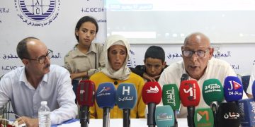 وقفة بقلعة مكونة تجدد المطالبة بكشف ملابسات وفاة “الراعي الصغير” وتطالب بعدم إفلات المتورطين من العقاب